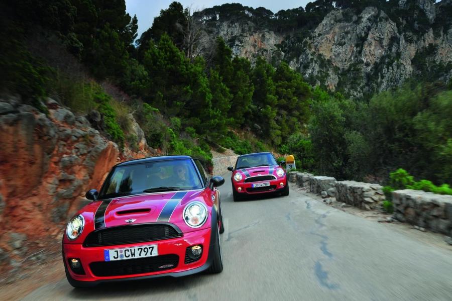  Mini Cooper JCW Clubman 2009 года  (фото 12 из 41)